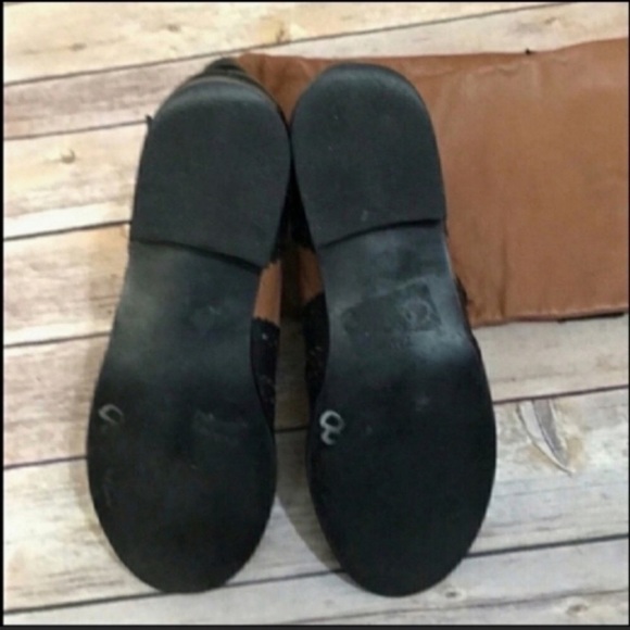 Cynthia Vincent Leather Color Block Tan Black Boots 7 - Picture 7 of 8